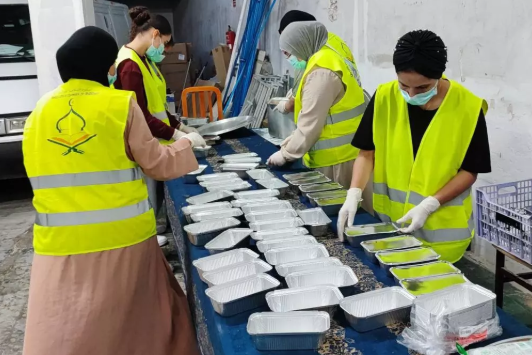 La doble pesadilla de los migrantes sin regularizar víctimas de la DANA: perderlo todo y tener miedo a pedir ayuda