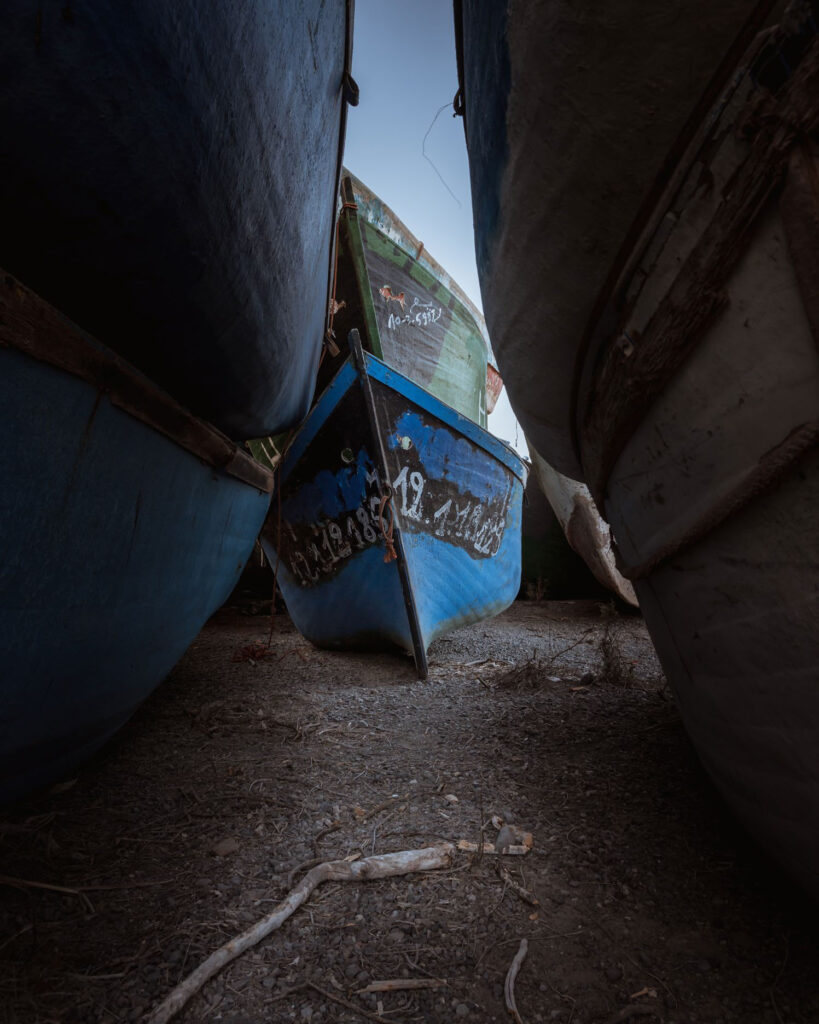 Anàlisi del tractament informatiu de l’arribada a costes de persones migrants i refugiades