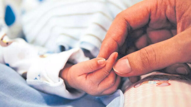 Registros civiles de Valencia niegan la nacionalidad a bebés cuyos padres carecen de papeles