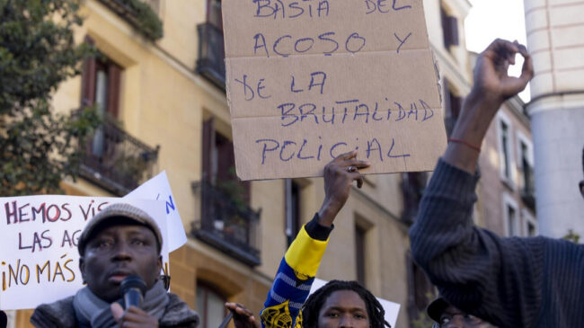 Colectivos antirracistas exigen esclarecer la muerte de Mahamedi en la comisaría de Montornès del Vallès