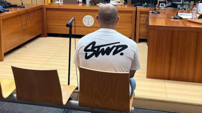 Un acusado de delito de odio acepta seis meses de prisión por llamar “gorila” y “mono” a un jugador de fútbol de 13 años