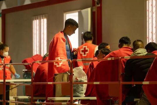 La UE advierte a España por los discursos políticos de odio contra los inmigrantes en plena pugna entre PP y Vo